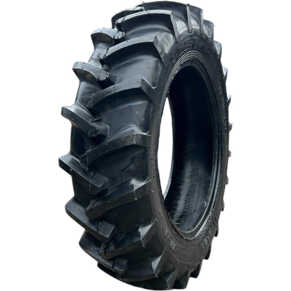 20.8-38 opona NEUMASTER QZ-702 12PR